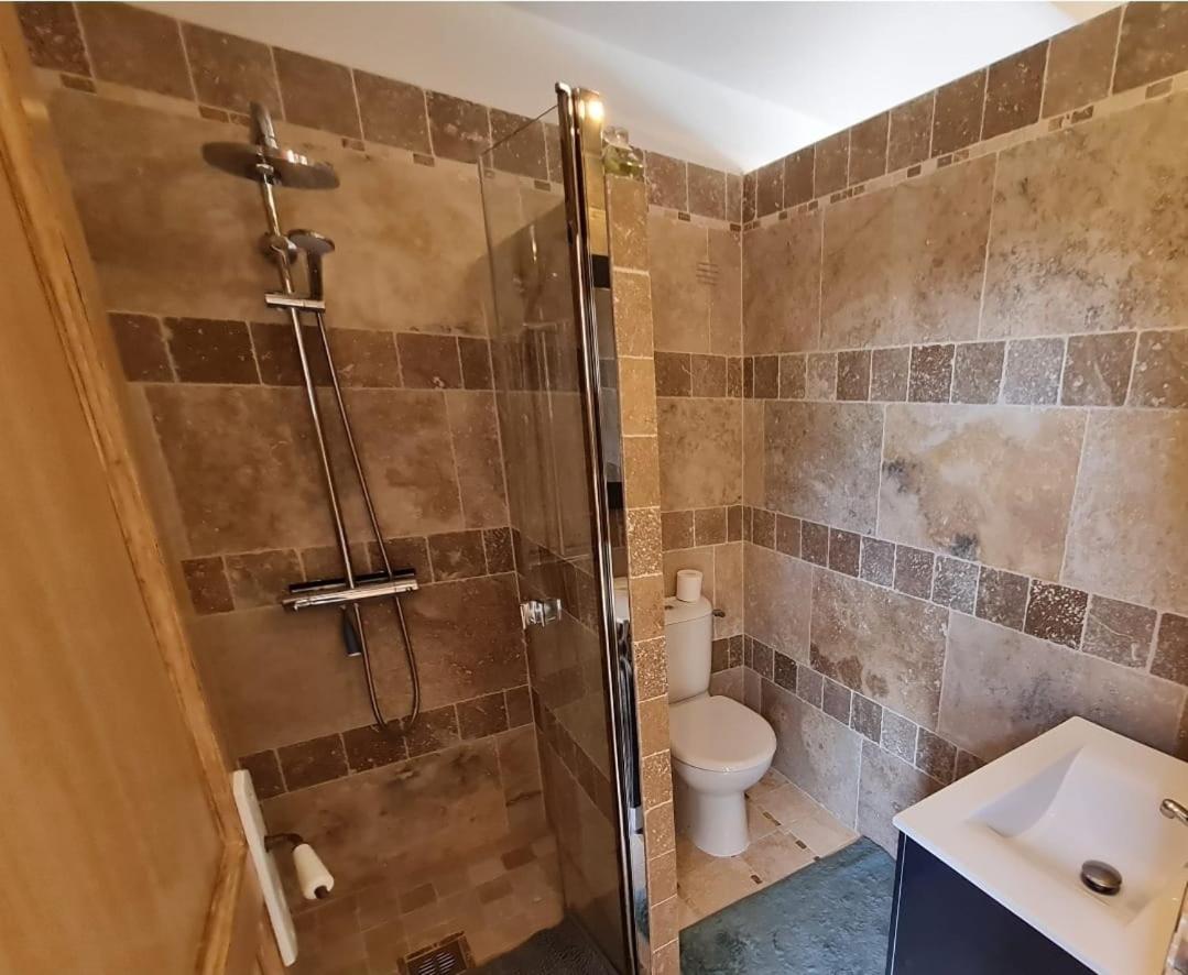Adorable Maison Independante 30M2 Avec Piscine En Saison Кабри Екстериор снимка