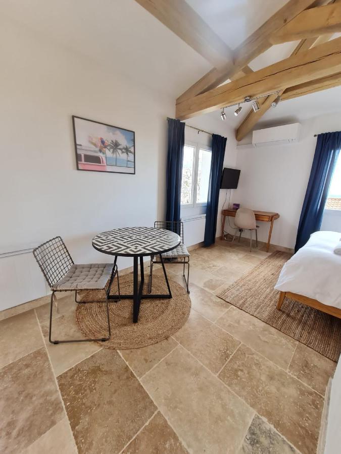 Adorable Maison Independante 30M2 Avec Piscine En Saison Кабри Екстериор снимка